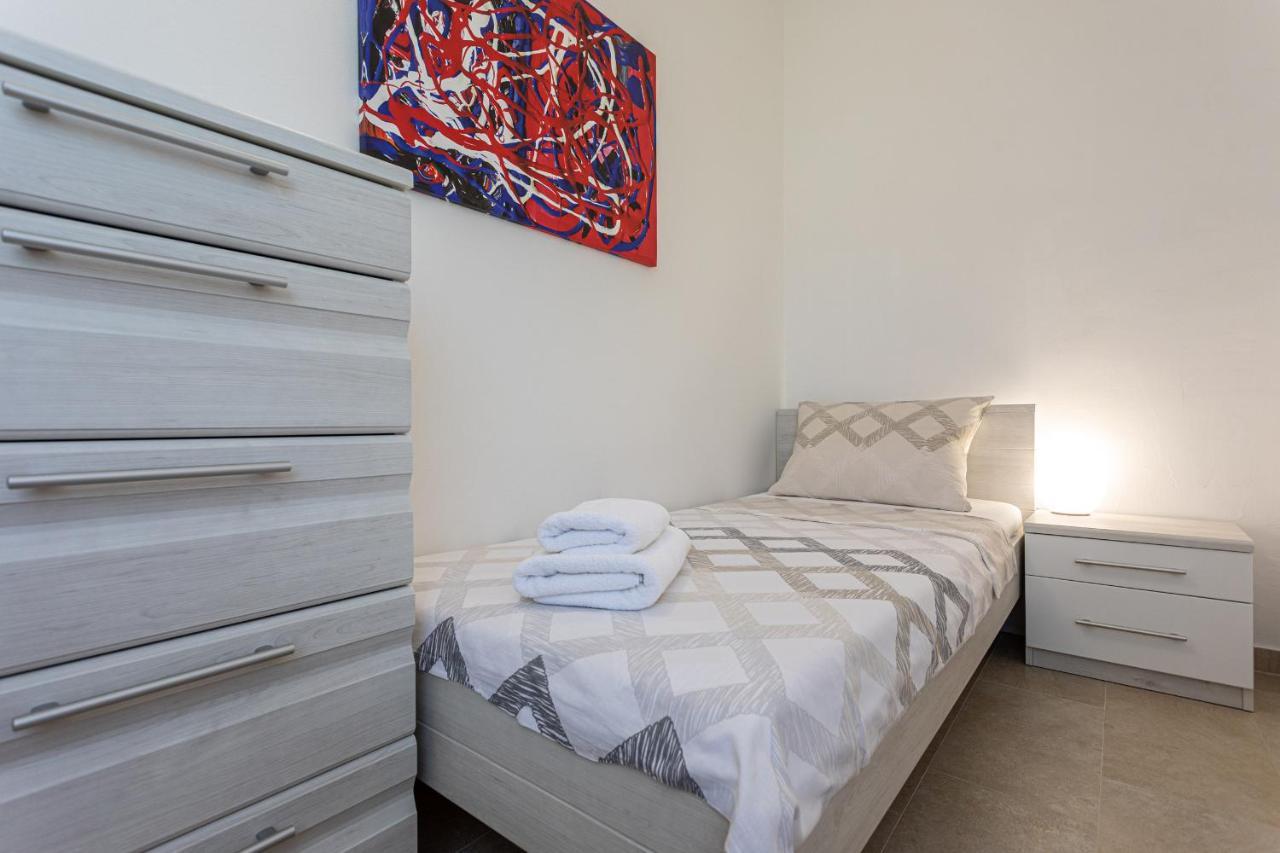 Apartments House Barbara 2 คอร์นิช ภายนอก รูปภาพ