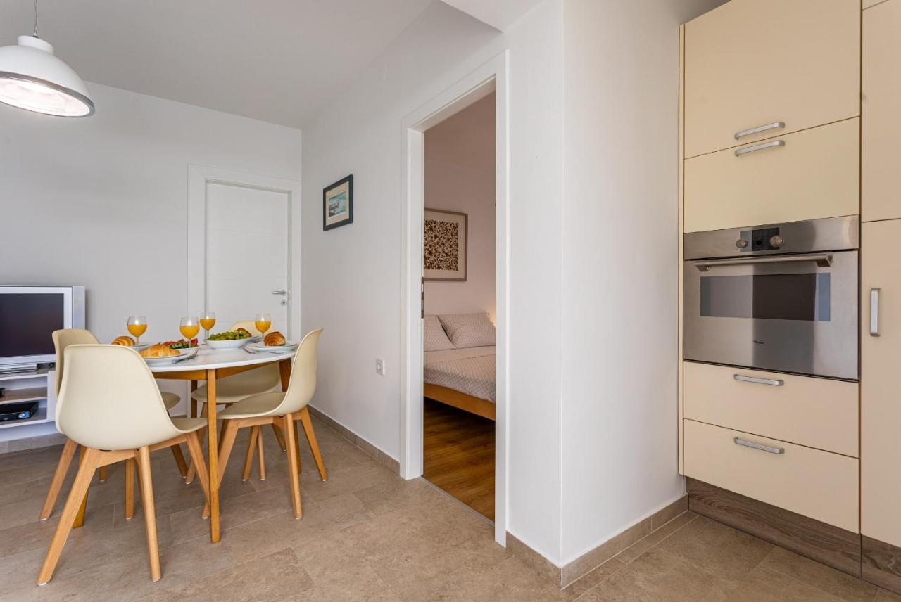 Apartments House Barbara 2 คอร์นิช ภายนอก รูปภาพ