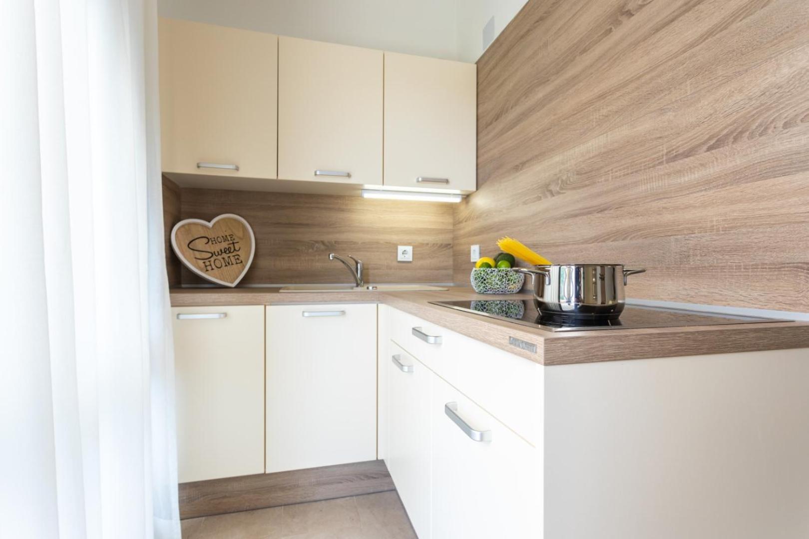 Apartments House Barbara 2 คอร์นิช ภายนอก รูปภาพ